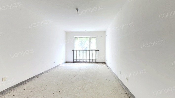 K2狮子城南区 3室1厅 南 北-客厅