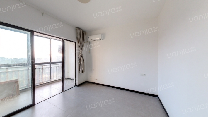 领秀新天地二手房实景图