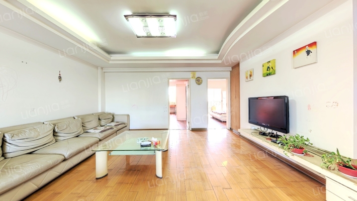 新华社区出版局宿舍二手房实景图