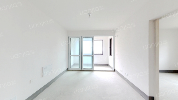 兴石花园四期二手房实景图