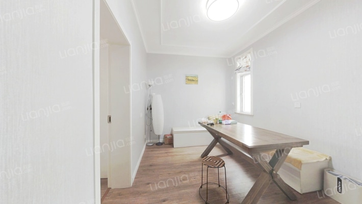 红鑫新村二手房实景图