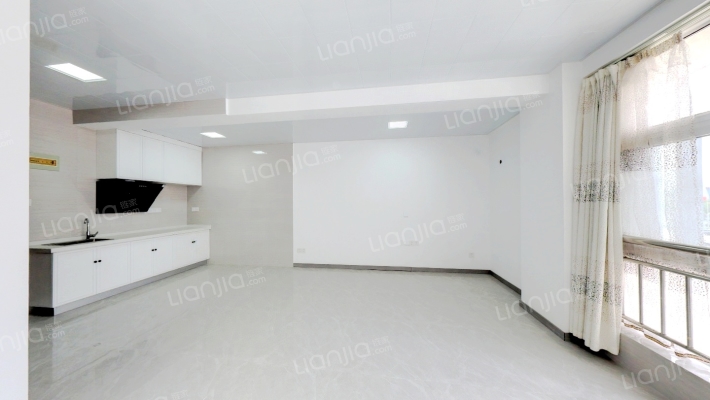 华兴国际汽配城二手房实景图