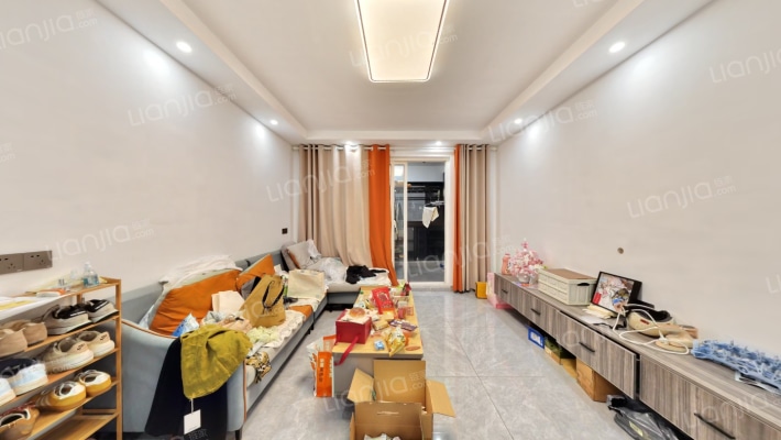 绿地瞰湖生活广场二手房实景图