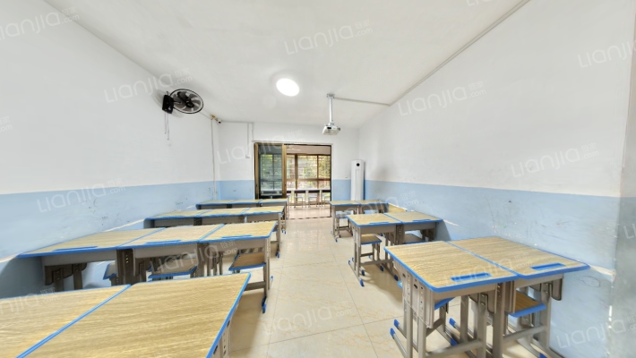 海投青春海岸二手房实景图