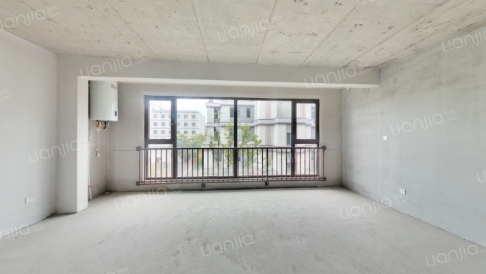 山川如院二手房实景图