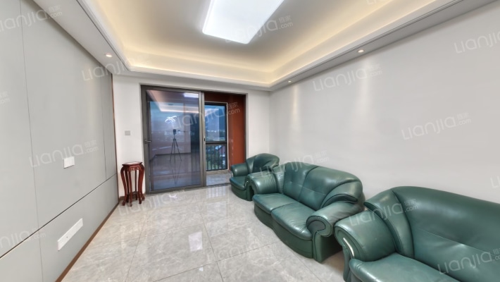 领地观江府二手房实景图