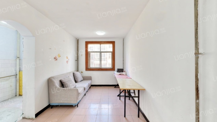 万发小区二手房实景图