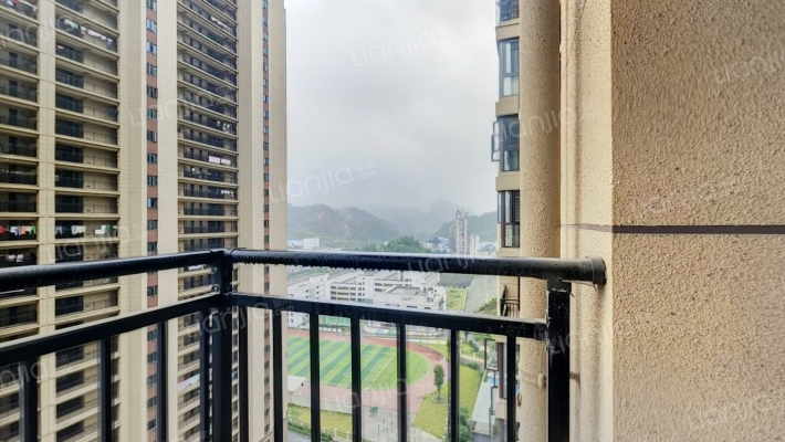 碧桂园中央公园二手房实景图