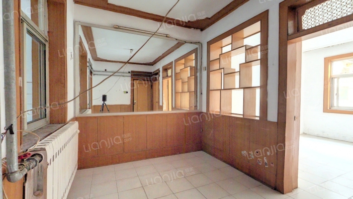 储运公司宿舍二手房实景图