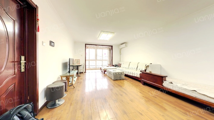 世界名园北区二手房实景图