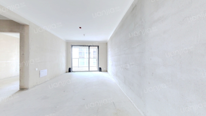 云玺天颂二手房实景图