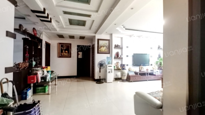 峰基莊園二手房实景图