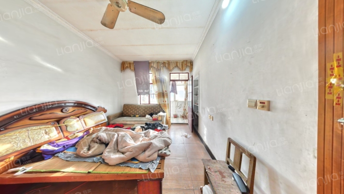 中国水泥厂二手房实景图