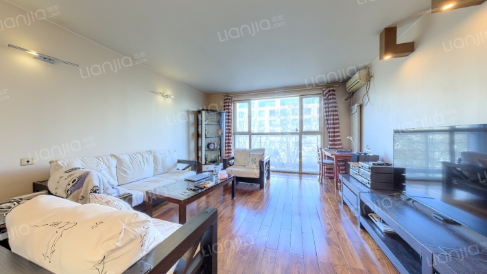 润千秋佳苑二手房实景图