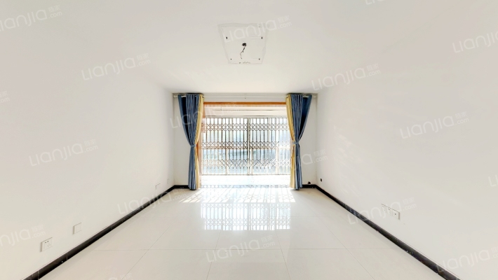 凤凰城凤鸣苑二手房实景图