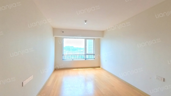 紫金湾D区二手房实景图