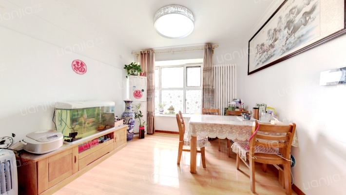 信达蓝庭福邸二手房实景图