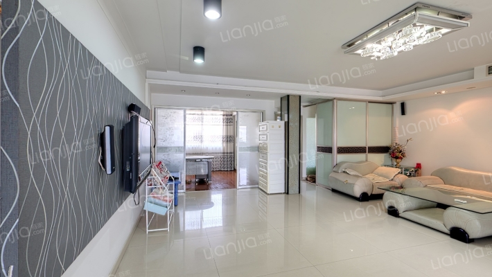 新兴小区二期二手房实景图