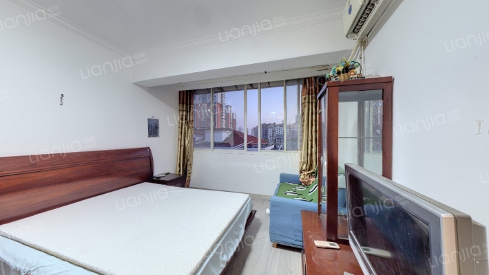 控江路1525弄二手房实景图