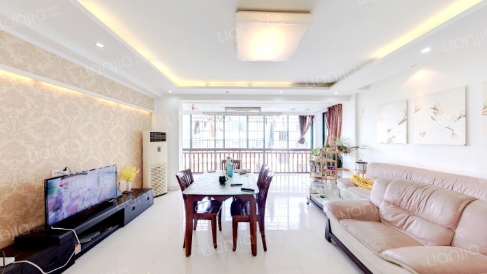 胜地名苑东区二手房实景图