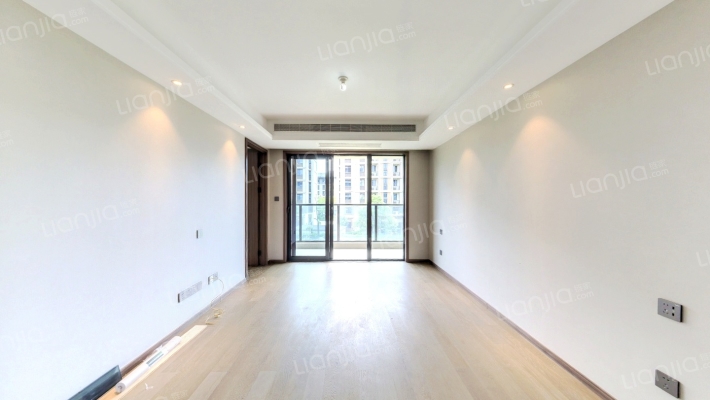 前山澜庭E区二手房实景图