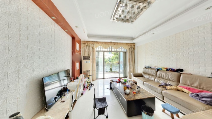 金色华庭二手房实景图