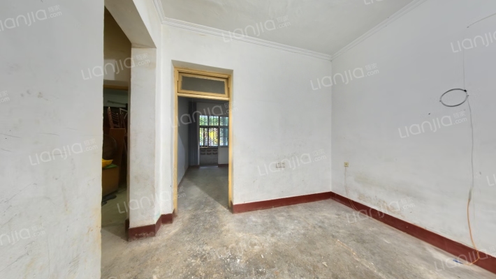 八二新区二手房实景图