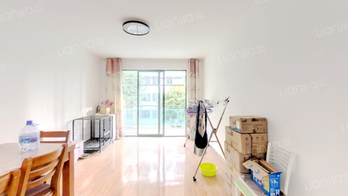 月亮湾亲水嘉园二手房实景图