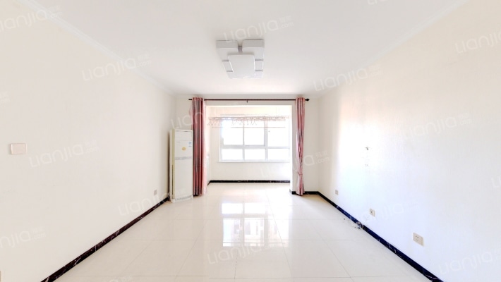 万隆财富广场二手房实景图