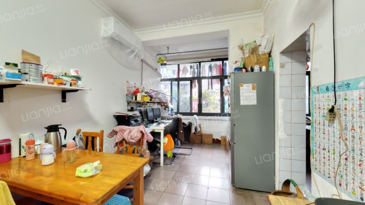 包家巷82号二手房实景图