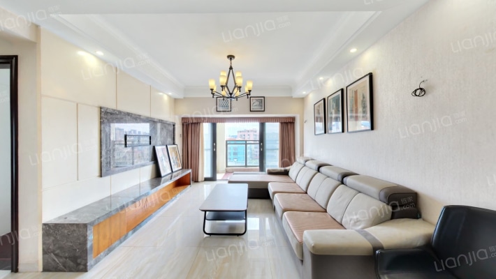 银信中心二期二手房实景图