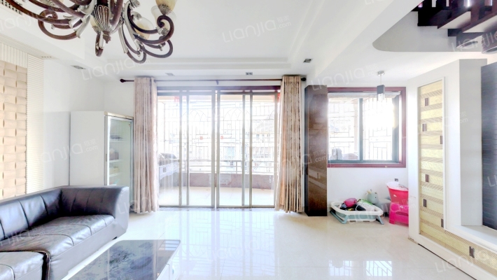 宏泰凤凰城二手房实景图