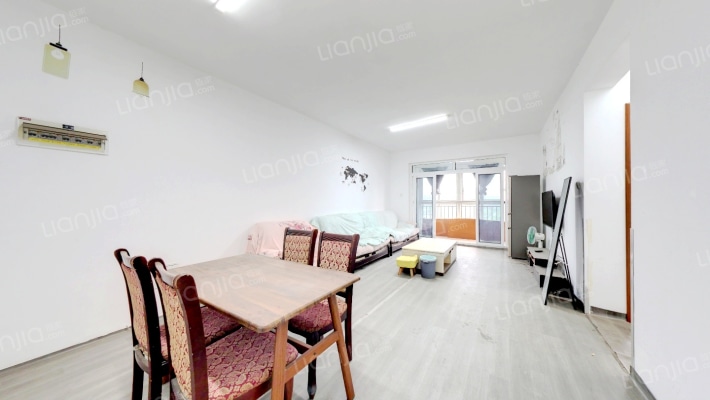 三江苑二手房实景图