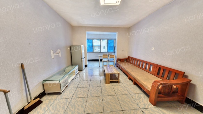 水碾河南三街18号二手房实景图