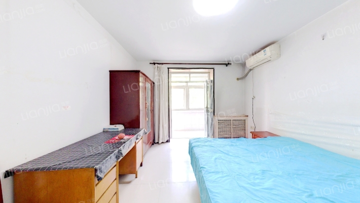 卫安中里二手房实景图