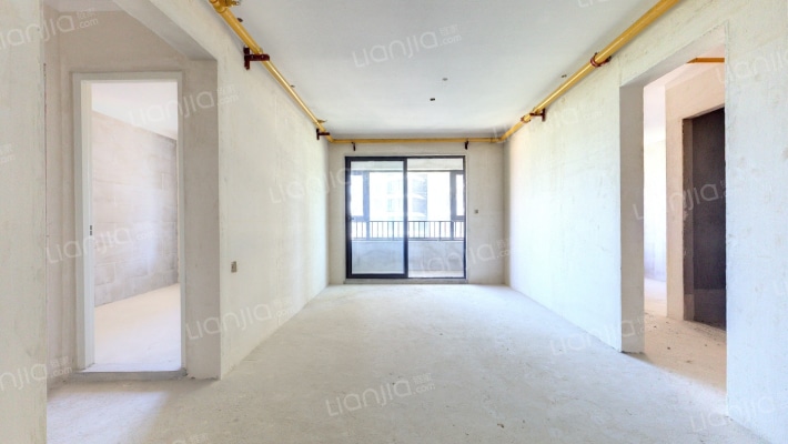 融创珞瑜路95号二手房实景图