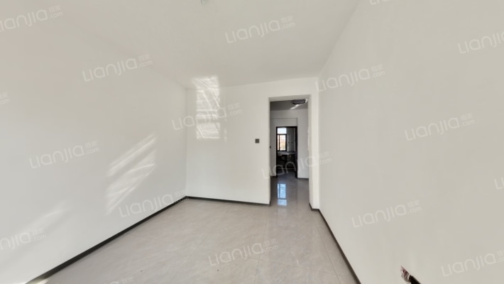 保险公司家属楼二手房实景图