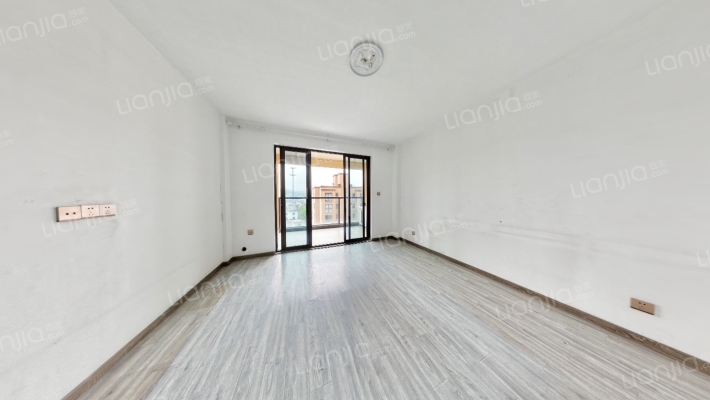 玲珑府园二手房实景图