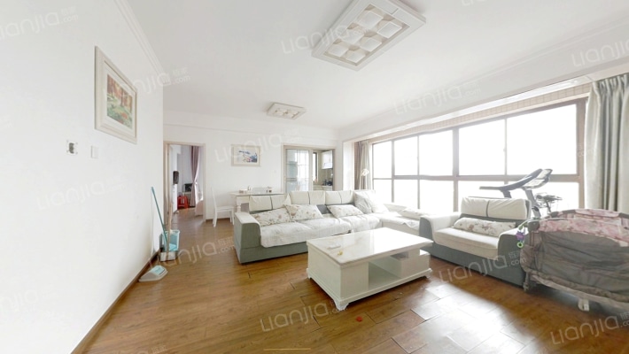 绿洲华庭二手房实景图