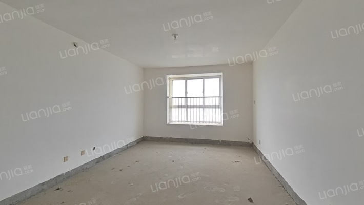 公积金家属院二手房实景图