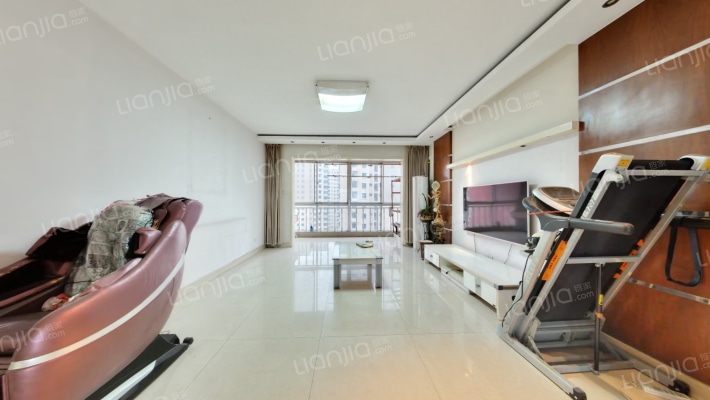 巴黎春天二手房实景图