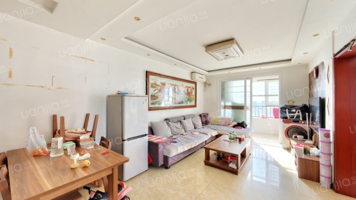 美罗城二手房实景图