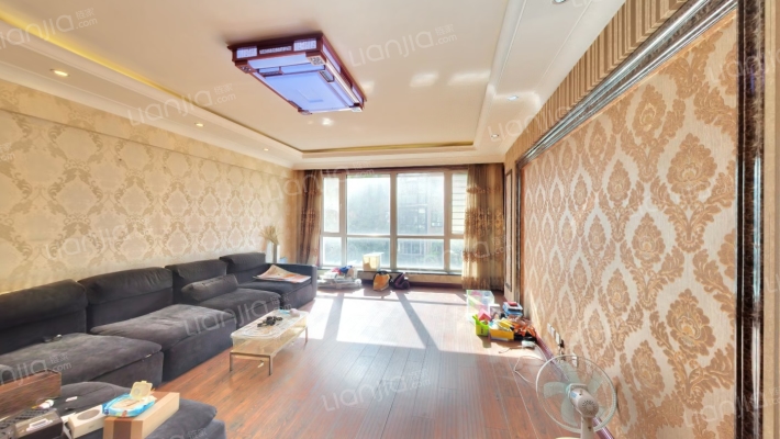 新星绿城三期二手房实景图