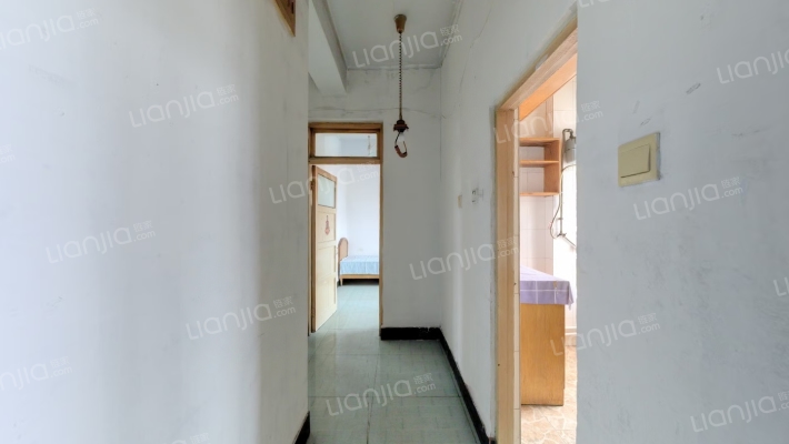 铁三局家属院二手房实景图