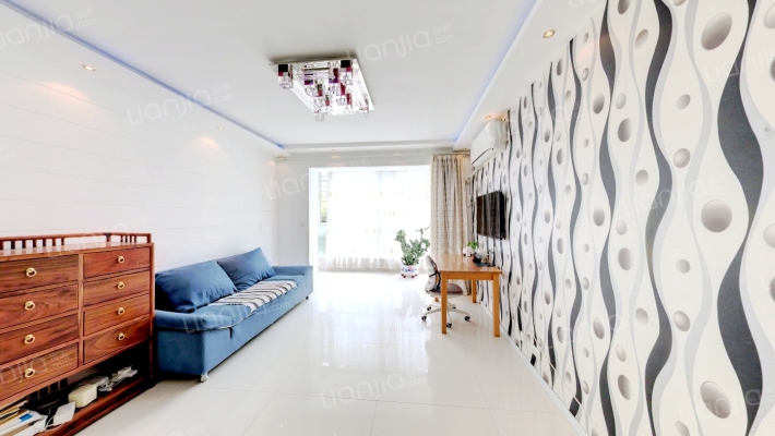 春城雅苑二手房实景图