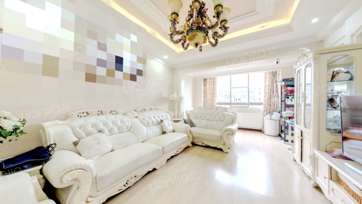 洛卡小城二手房实景图