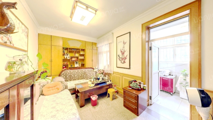 四里村140号二手房实景图