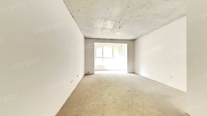 花园小区封闭管理，一梯两户电梯洋房，毛坯房随意装修-客厅