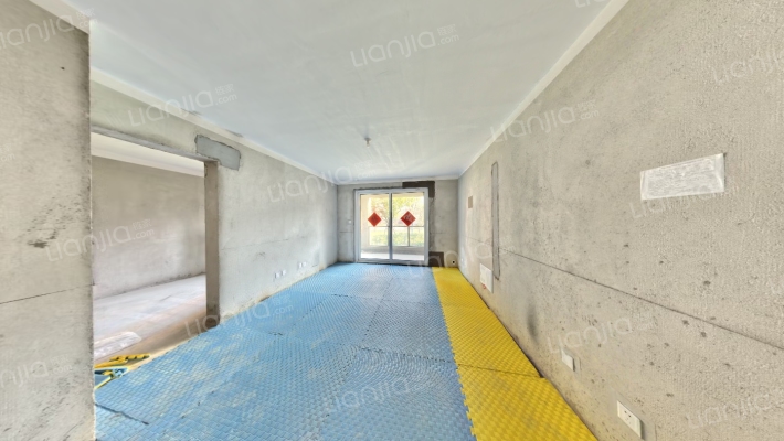 隐山观湖C区二手房实景图