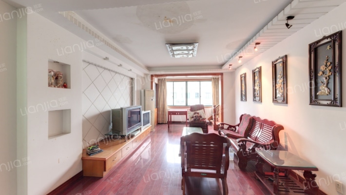 元垄浪琴湾二手房实景图